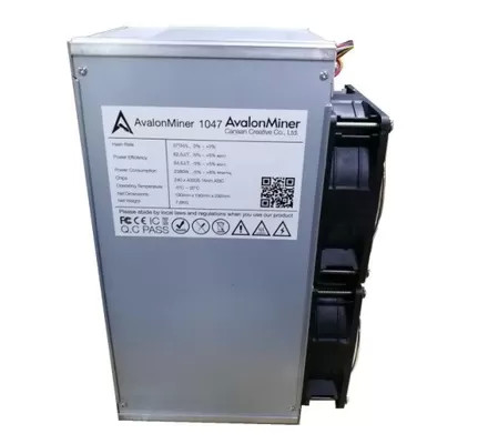 190 x 190 x 292mm Canaan アバロンminer 1047 37t 37th/S 16nmの破片